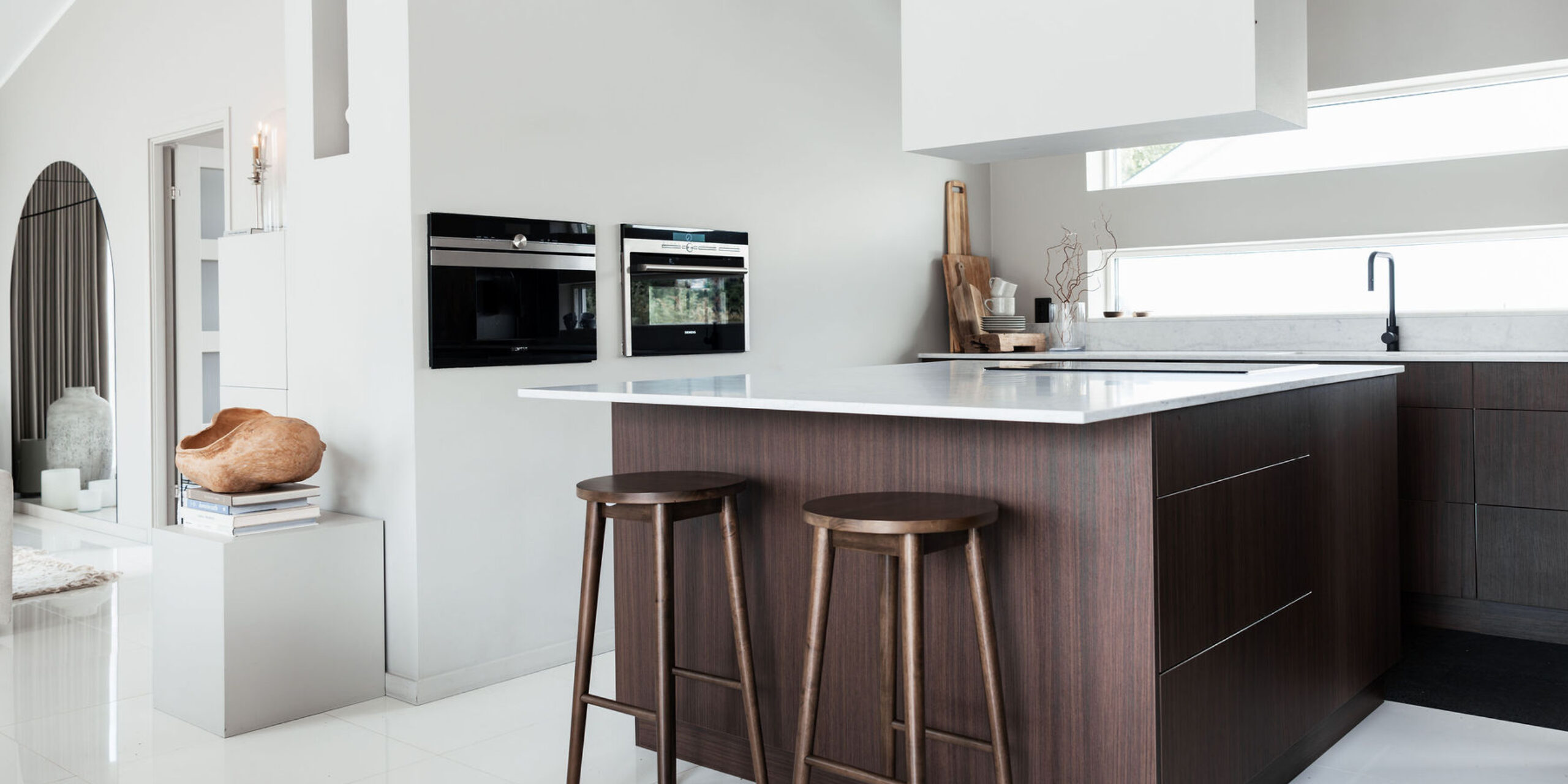 Bild på köksö och kök